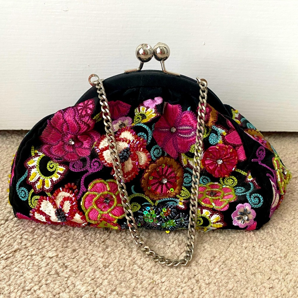 Vera Bradley beaded handbag black with floral detail